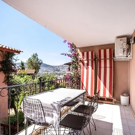 Kalkan Lovely 1 Bedroom 卡斯